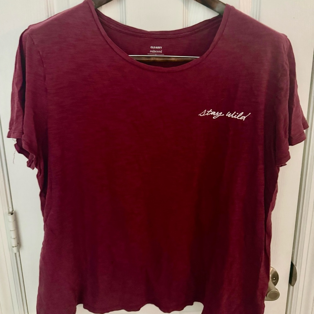 Old Navy Women's Burgundy Short Sleeve Tee with 'Stay Wild' Script